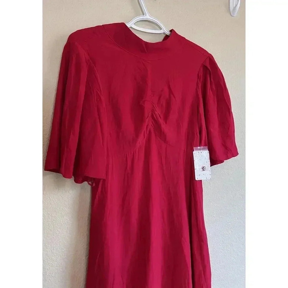 Free People Be My Baby Red Ruched Mini Dress Womens Size 2 NWT - Picture 3 of 11